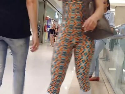 Busty عورت ایک مشکل ڈک بانٹ رہی ہے۔ سکس ایرانی با سگ