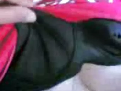 گلابی بالوں والی بڑی لڑکی کو ڈک کی ضرورت ہے۔ کارتون سکسی ایرانی