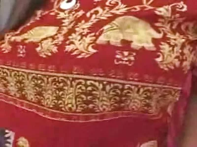 پتلی Aria ہیز اس کی بلی سکس با حجاب ایرانی میں ایک بڑا سیاہ مرگا ہو جاتا ہے