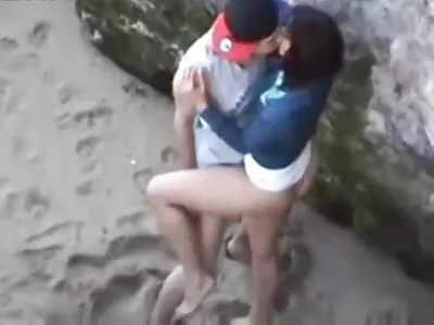 بڑی گدی عورت نے بلی کو چھیدا فقط فیلم سکسی ایرانی ہے۔